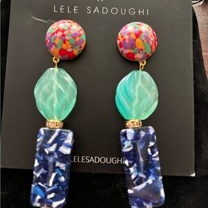 Lele Sadoughi
Linear Stacked Drop Earrings 4” new with card and dust bag